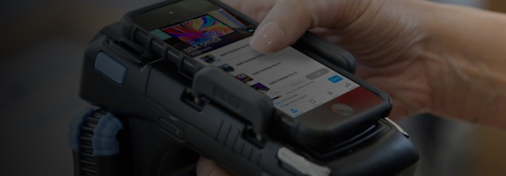Wave RFID Handheld with CS108 Closeup Banner
